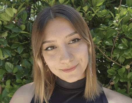 girl smiling