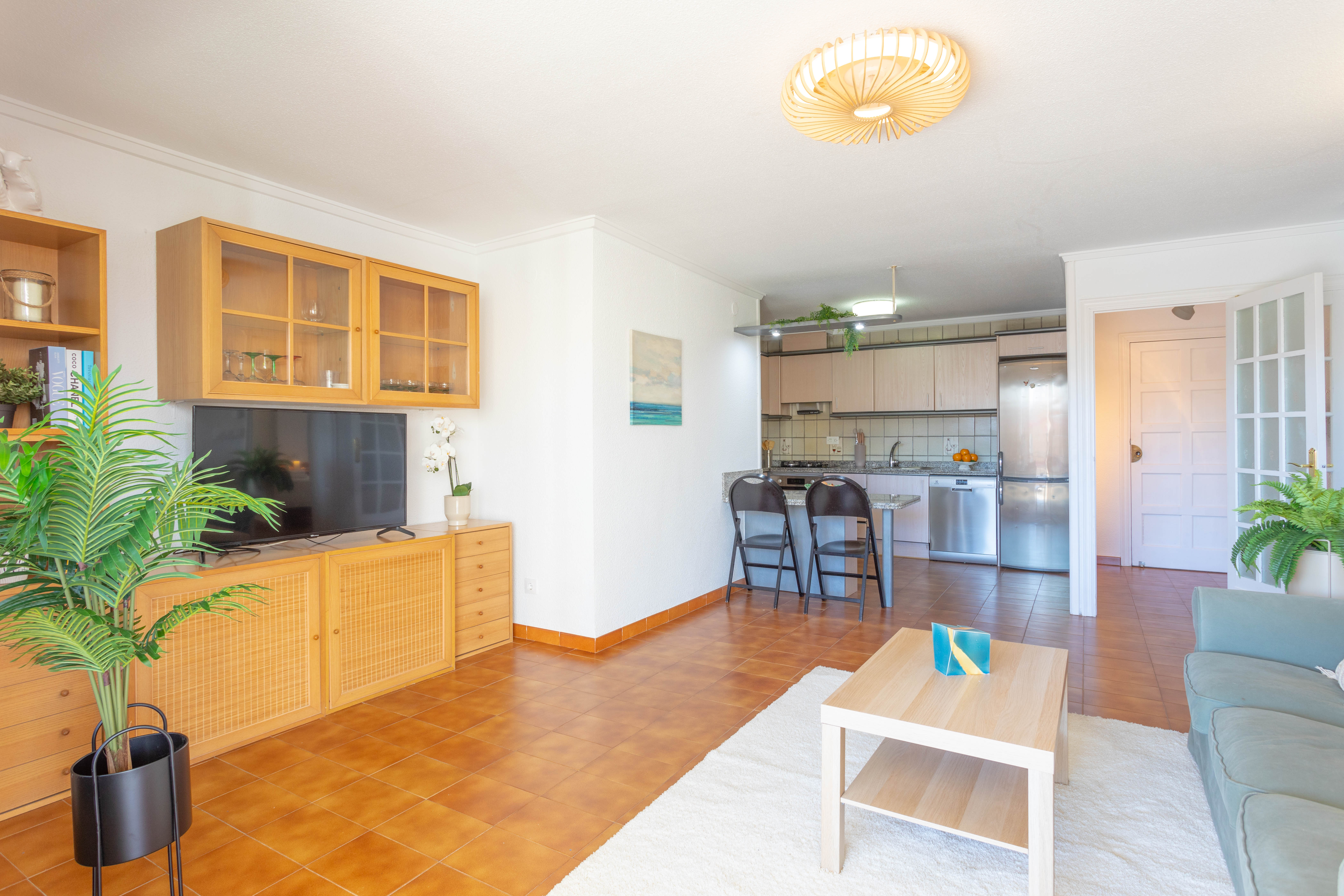 DonaBeach living room