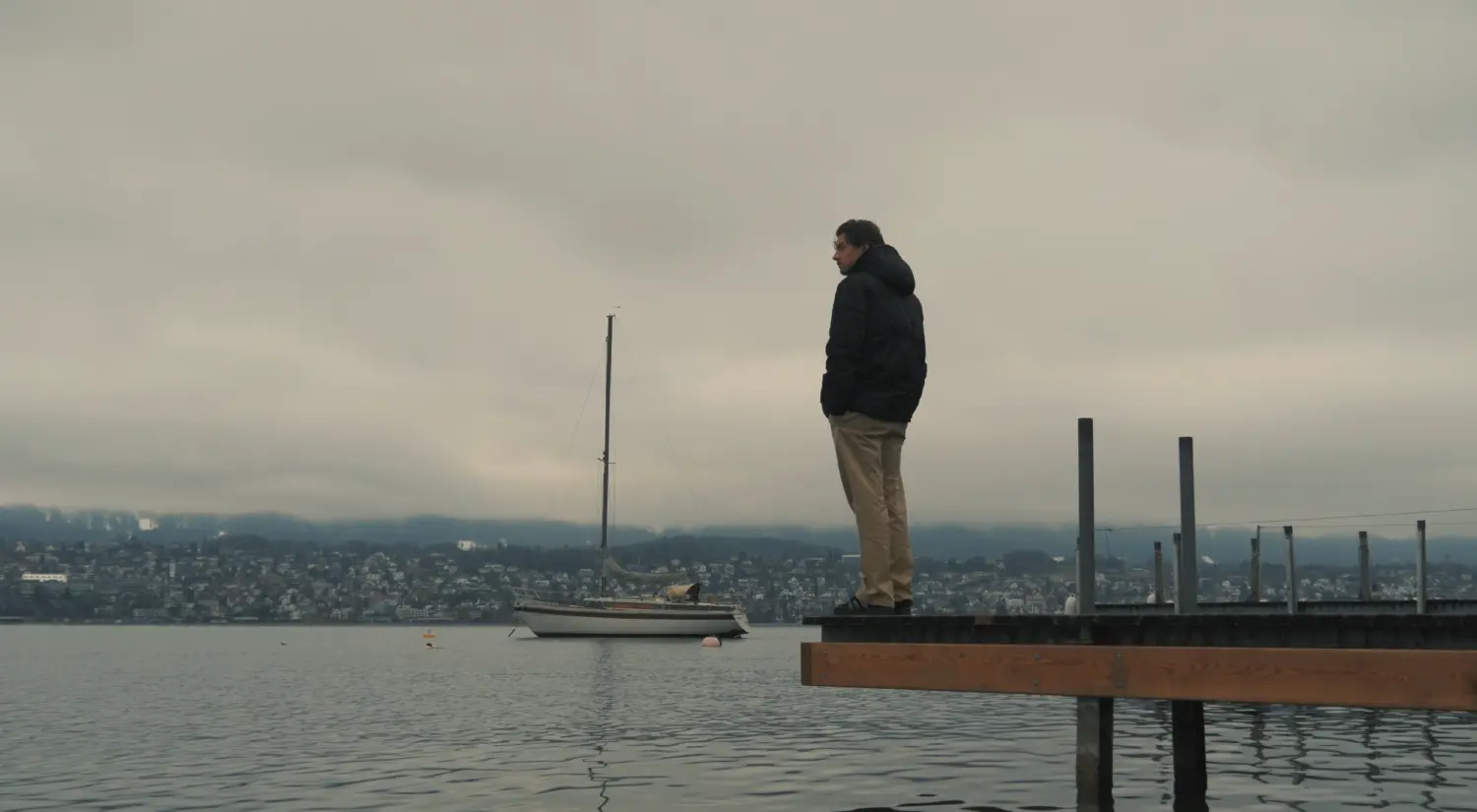 Max Kinzel at the Zürich lake