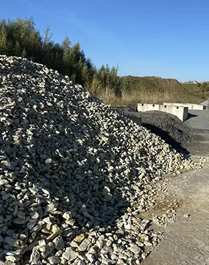 Schüttgut auf dem Betriebsgelände
