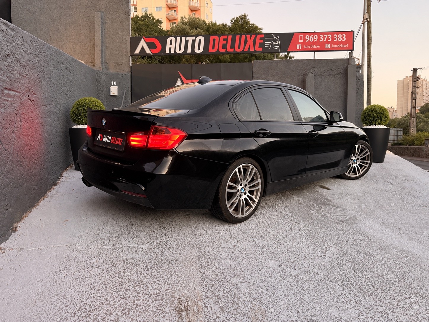 BMW 320d Pack M — traseira