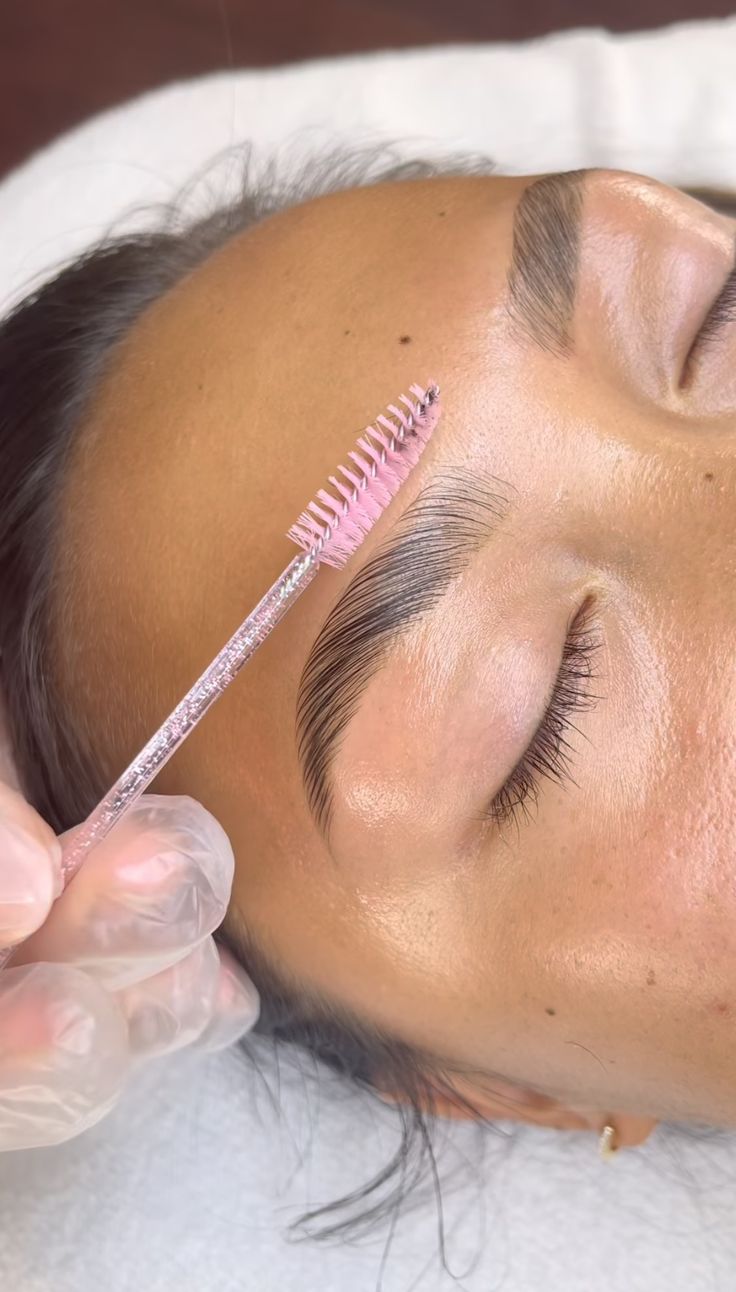 practitioner in aesthetic clinic consulting