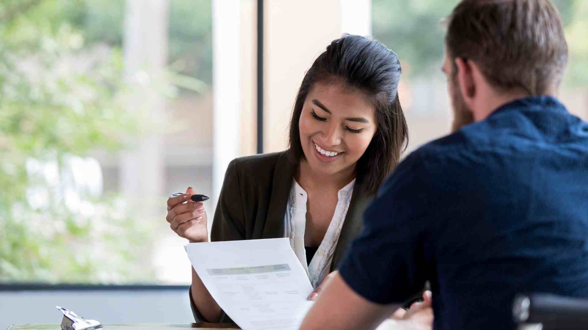 Invoice Financing vs Factoring: Which Cash Flow Solution Is Right for Your Business?