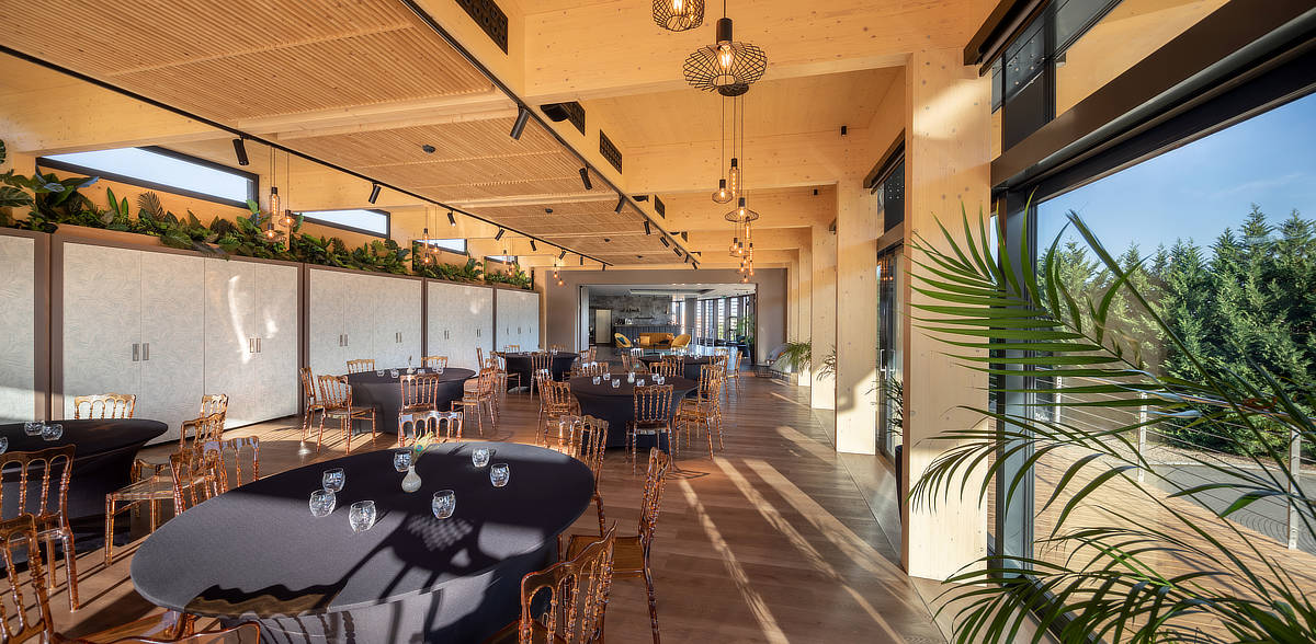 Continental Golf Club_food court 2 _Kroki studio