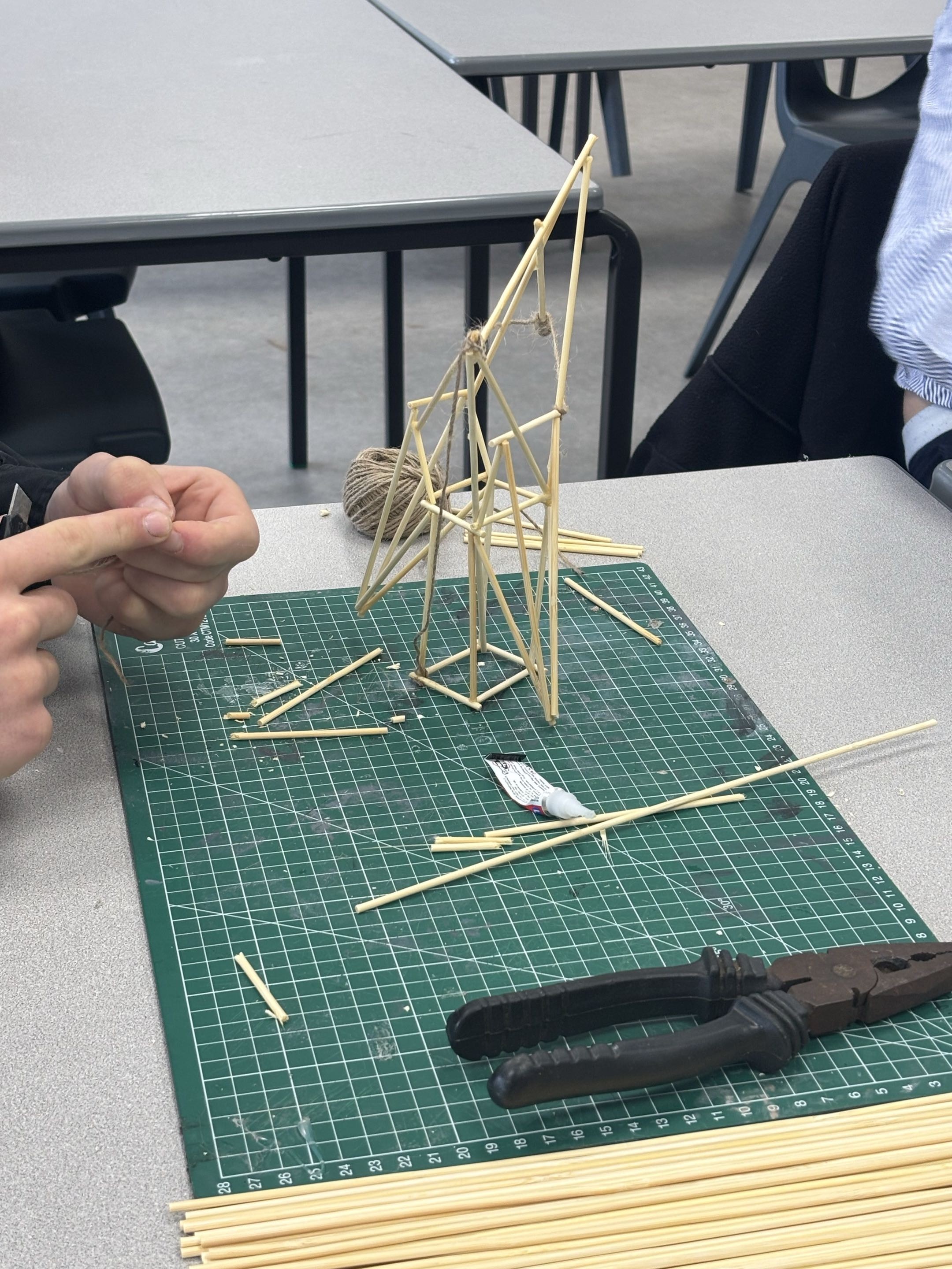 iPhone Mockup represent a screenshot of this App