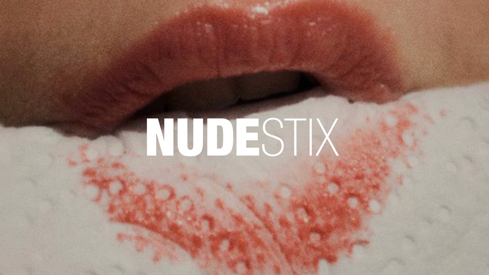 Batch.Works logo over a photo of a box of 3D printed objects