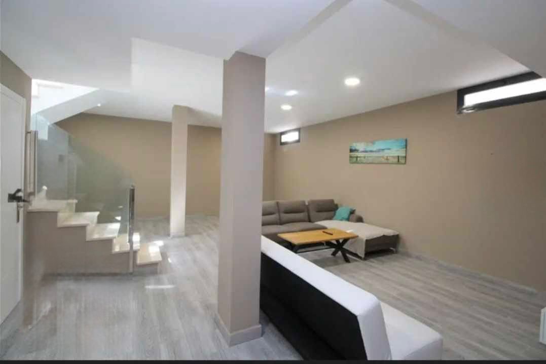 Villa Moderne à Villamartin — 11