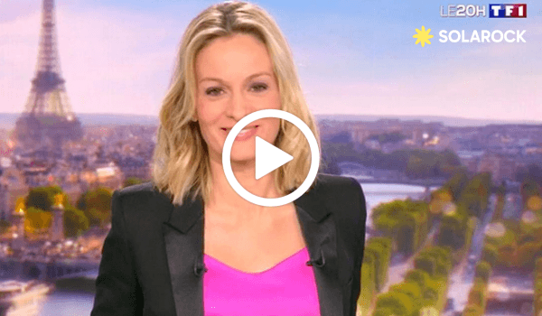 Photo d'Audrey Crespo-Mara qui présente le journal de 20h au JT de TF1 et qui parle de Solarock, expert pour la pose de panneaux photovoltaïque