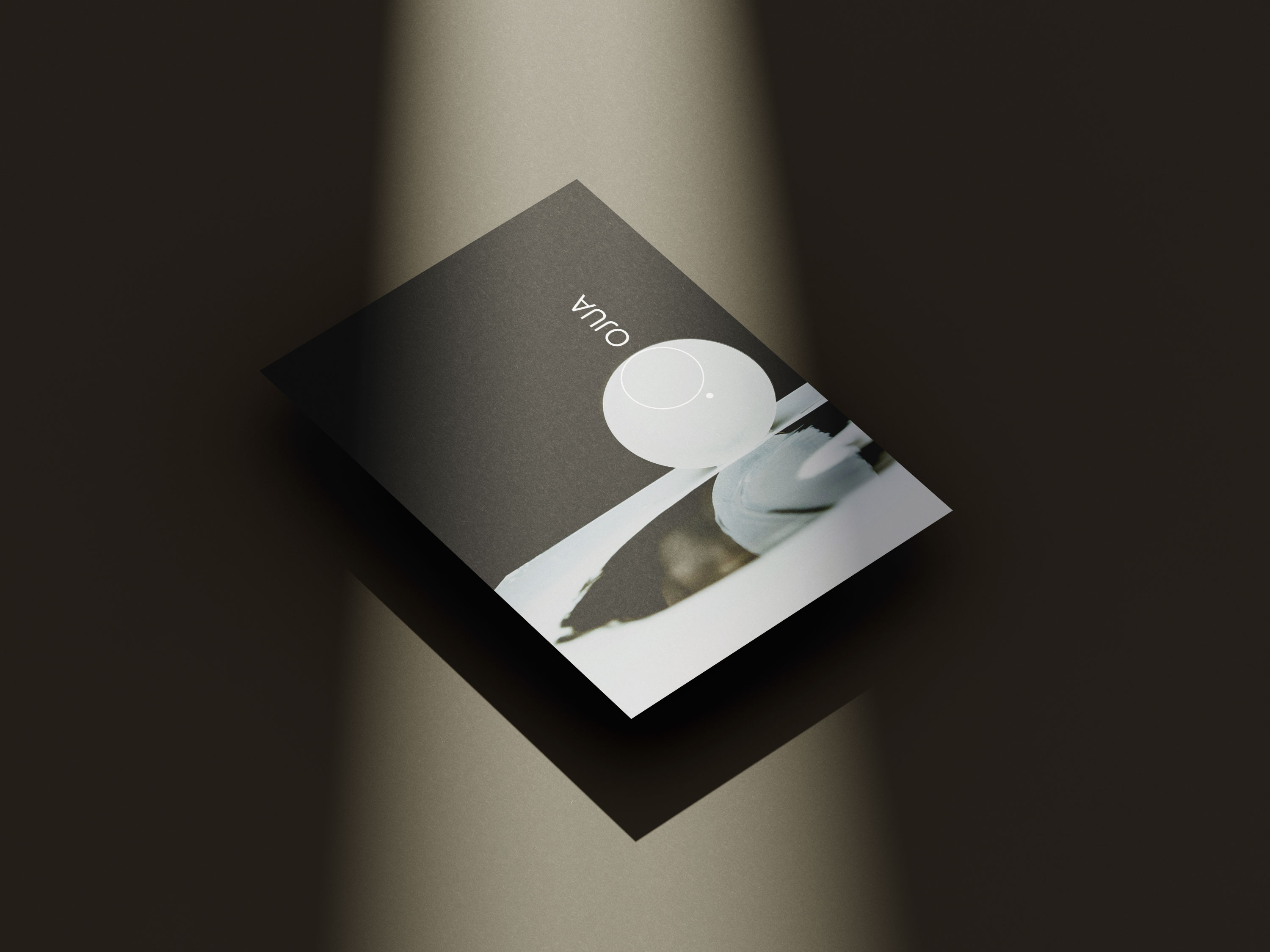 Minimal laptop with coffee