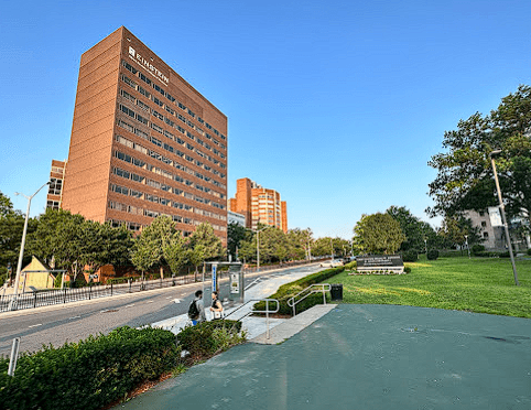 Albert Einstein College of Medicine campus building