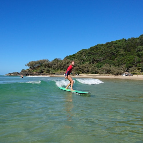 নুসা হেডস: নুসা হেডসে 4x4 বিচ সাফারি + সার্ফ পাঠের টিকিট