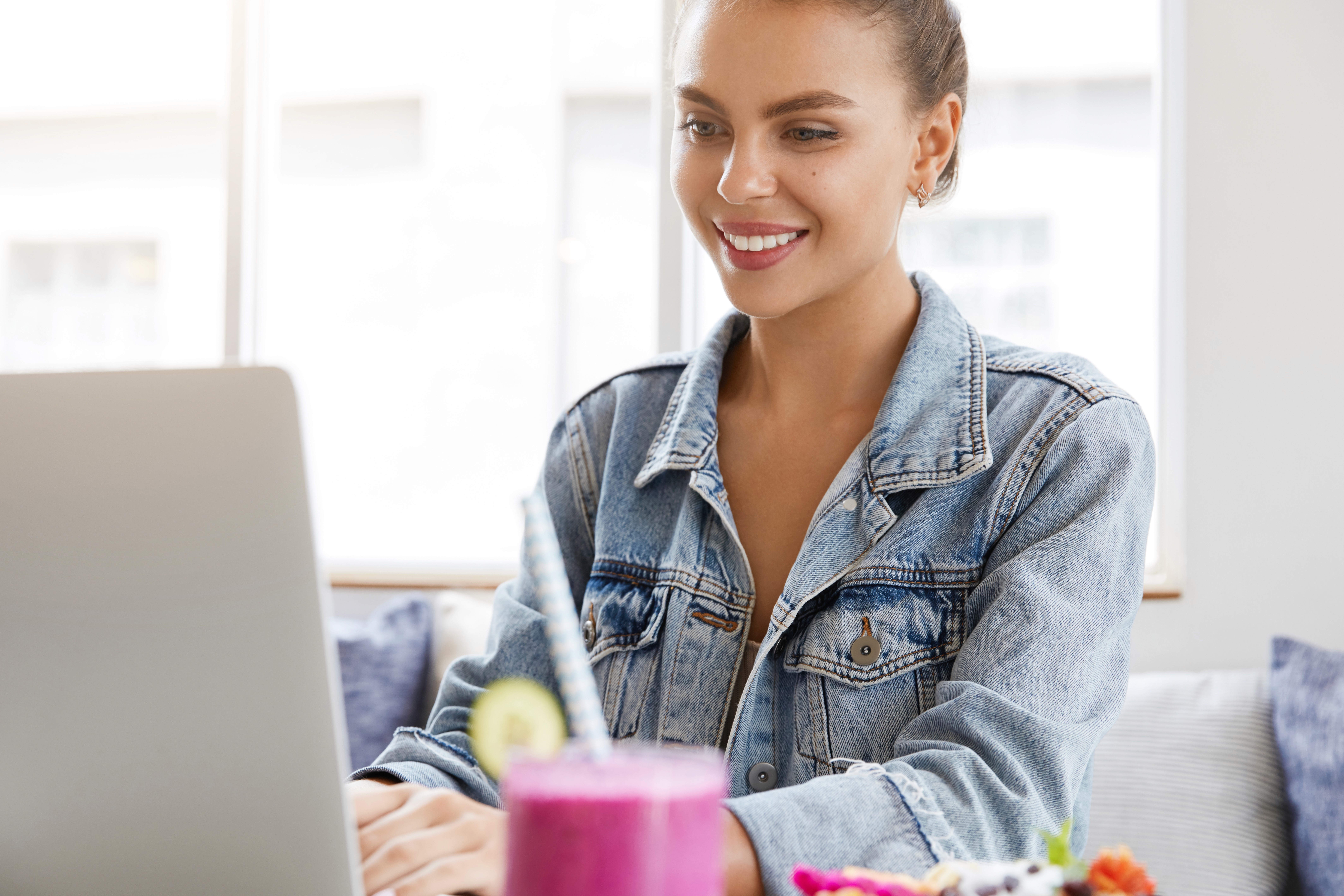 woman-stylish-denim-jacket-coffee-shop