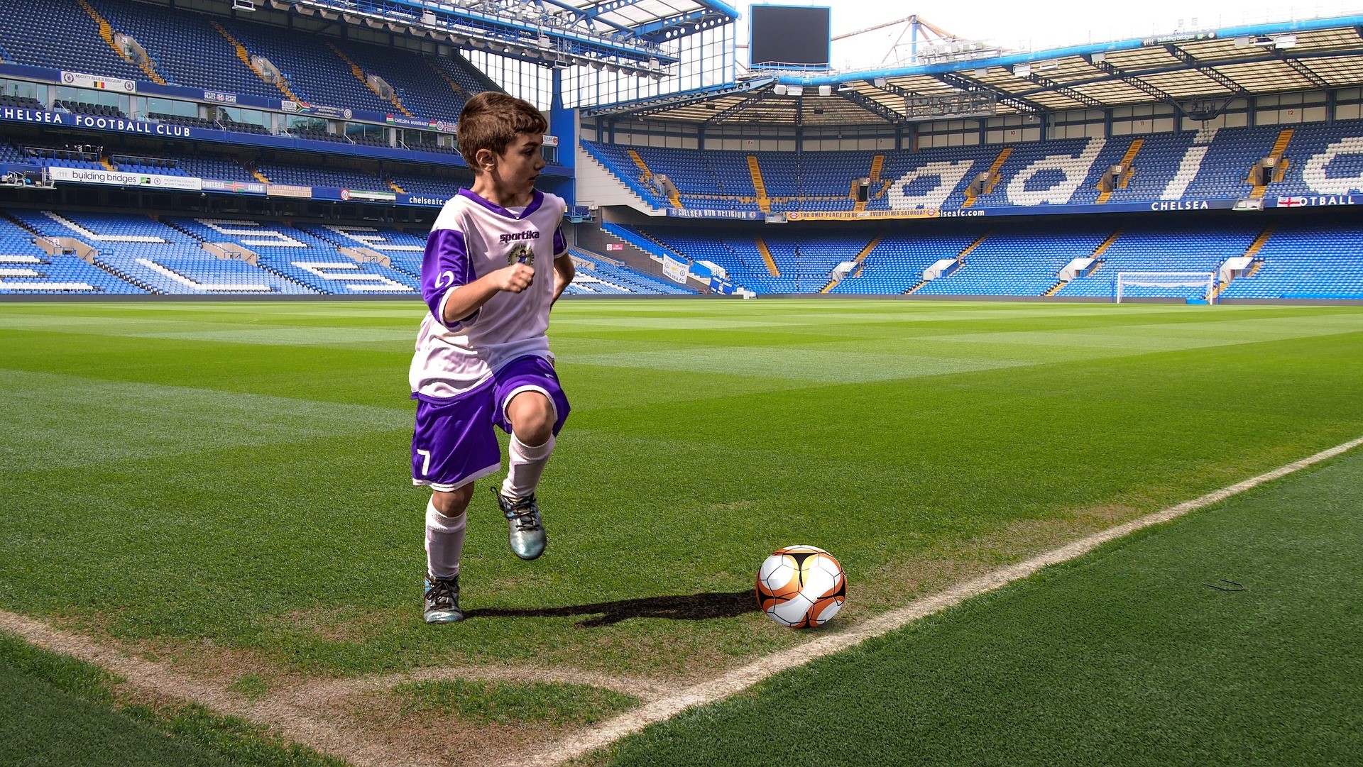 Coach explaining stuff to an athlete