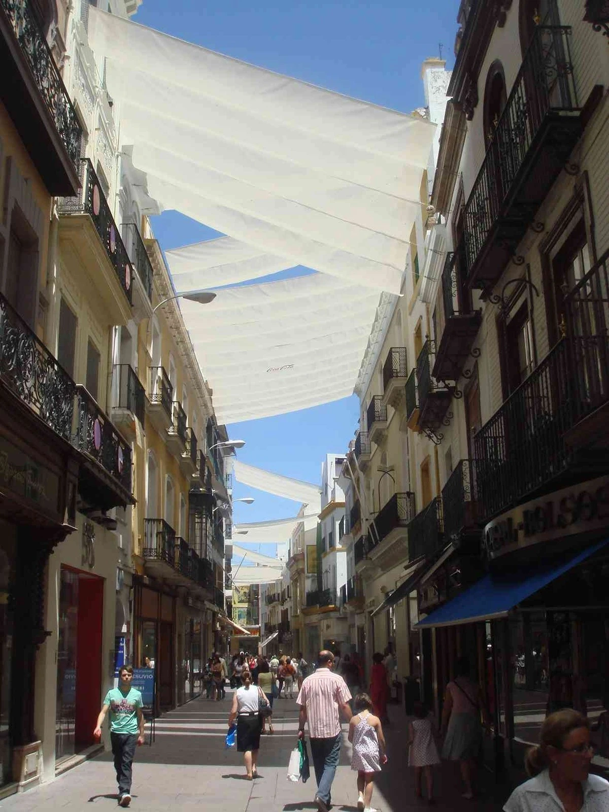 Sierpes Street | 17 Fashion Outlets Across Spain