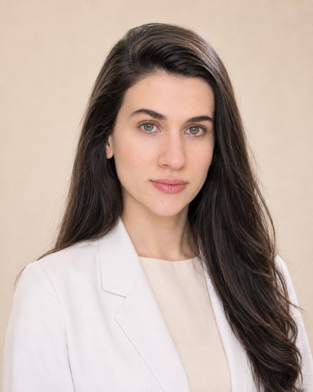 Dra. Jully Anne Cavalcante Pereira, médica