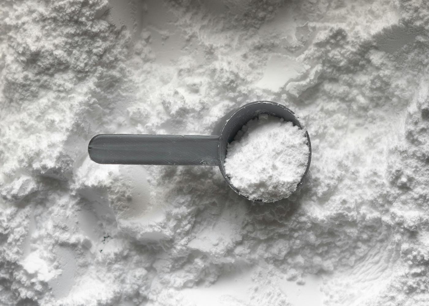 Creatine for memory loss - creatine powder and scooper