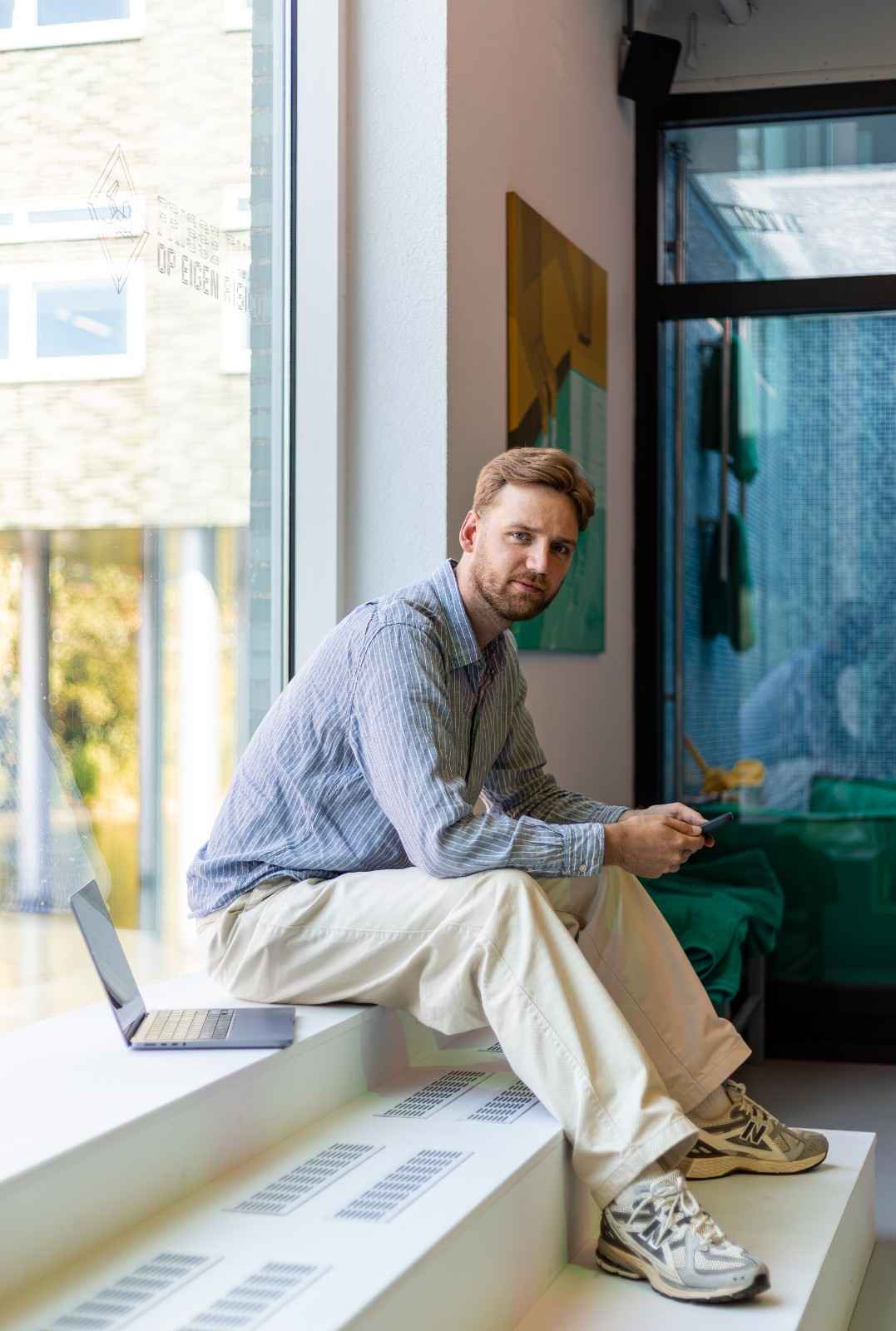 Jesse Dekkers aan de Noordzeelaan 50 voor social media bureau Social Youth