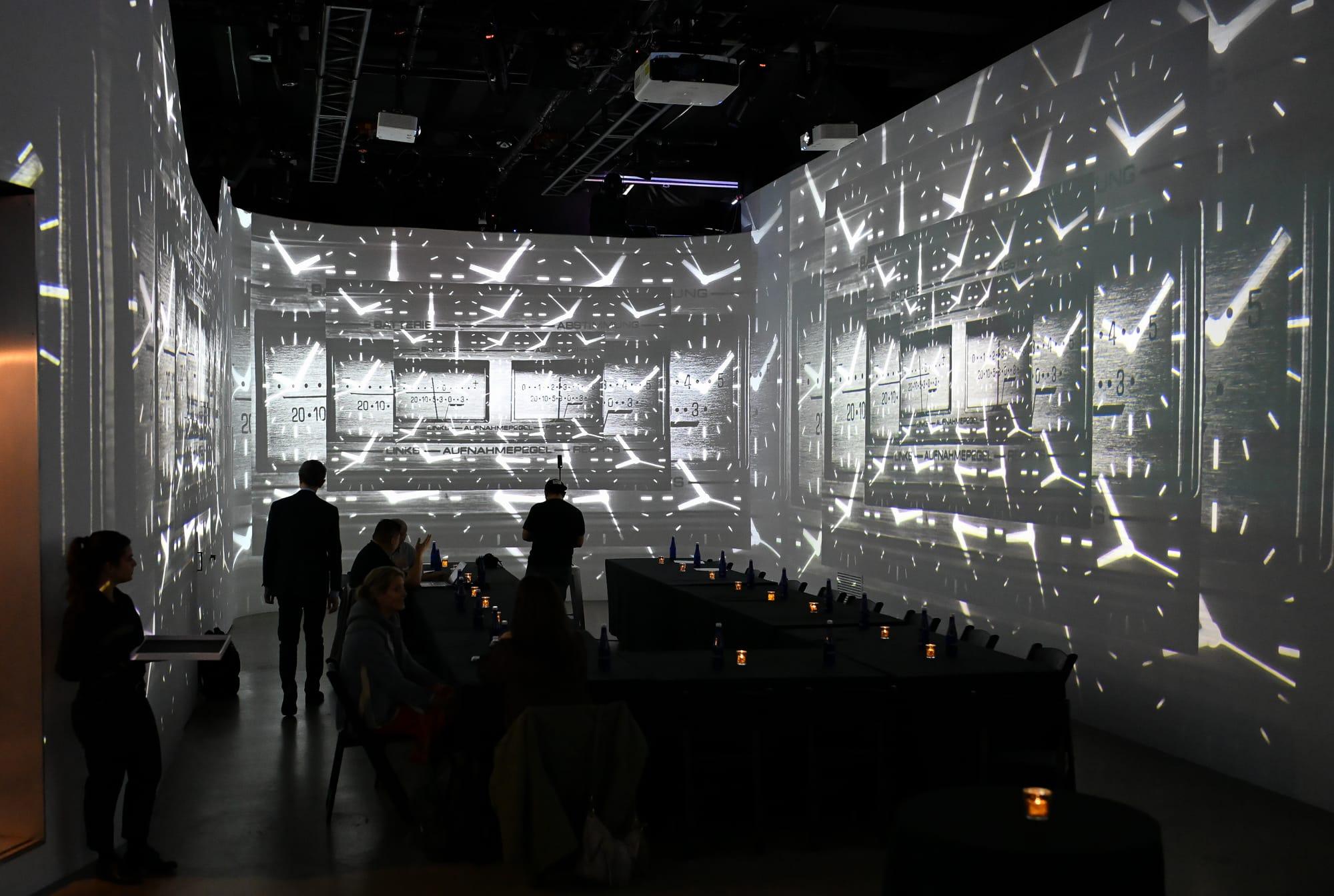 shift-midtown-intimate-corporate-meeting-immersive-projections_web