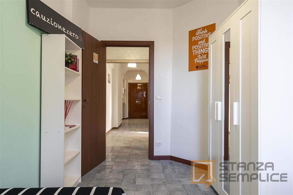 Stanza di 12.2 mq in Via GIOVAN BATTISTA PELLIZZI, Pisa
