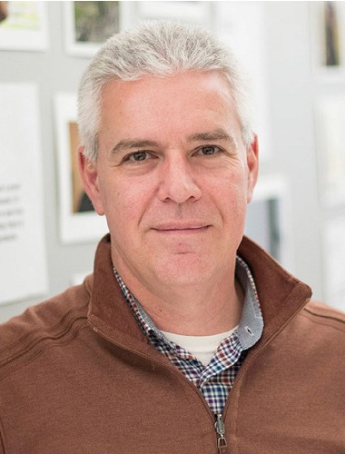 Peter Carrescia headshot