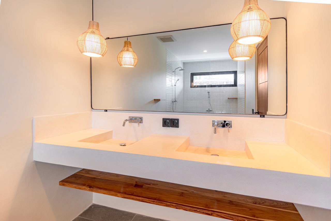 2-bedroom villa 3 minutes from Seseh Beach