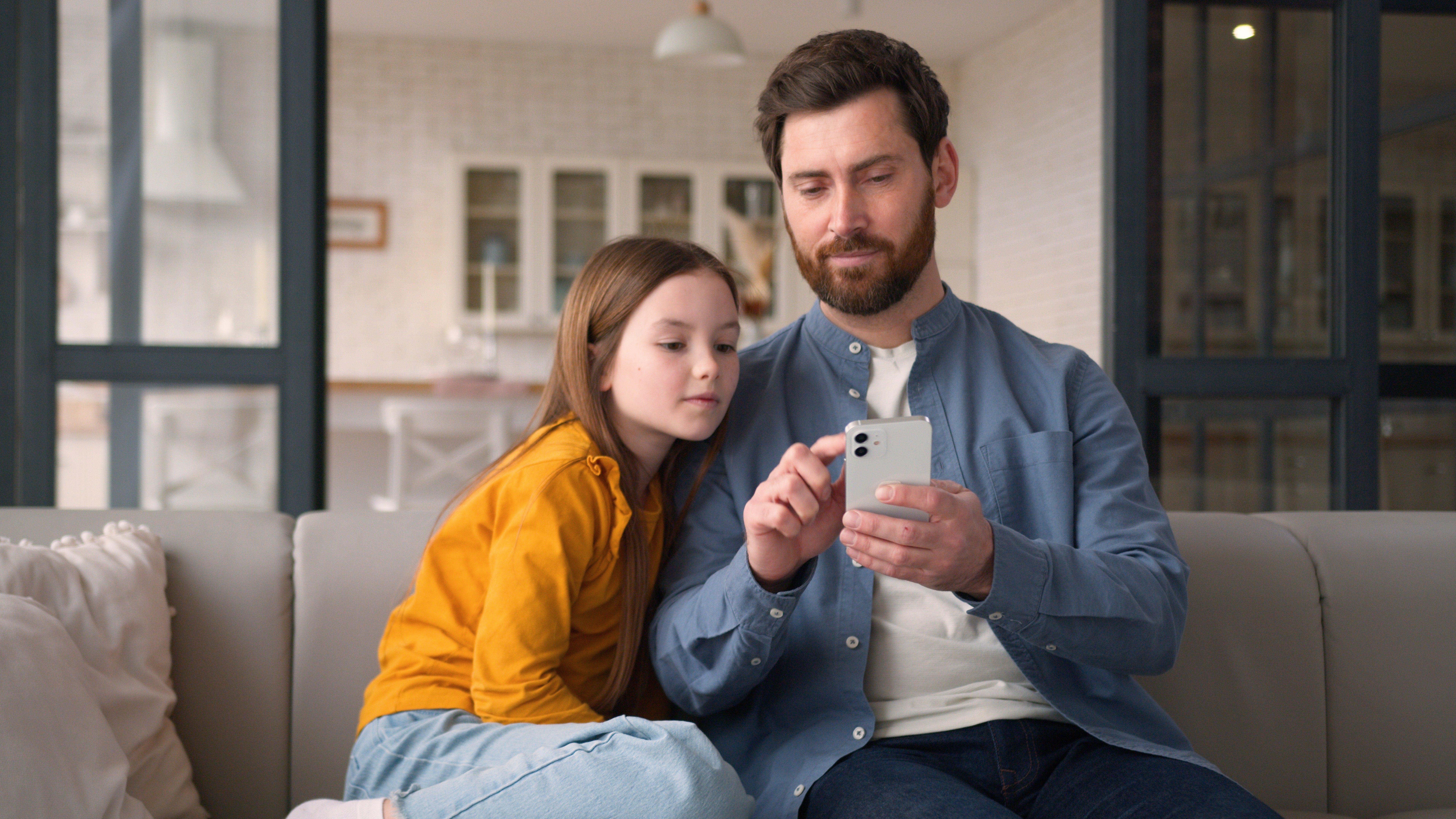 How to Raise Money-Smart Kids at Home