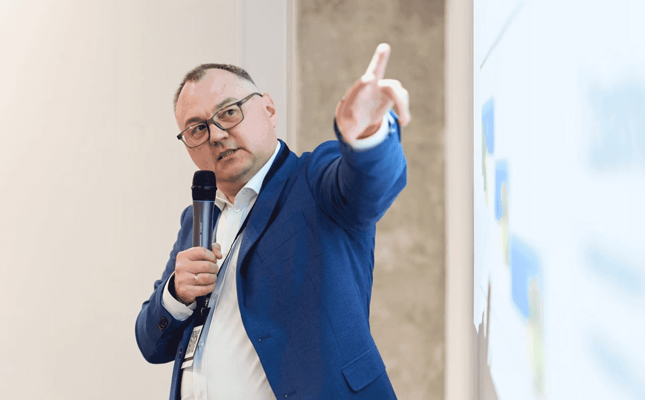 Андрій Скоромний