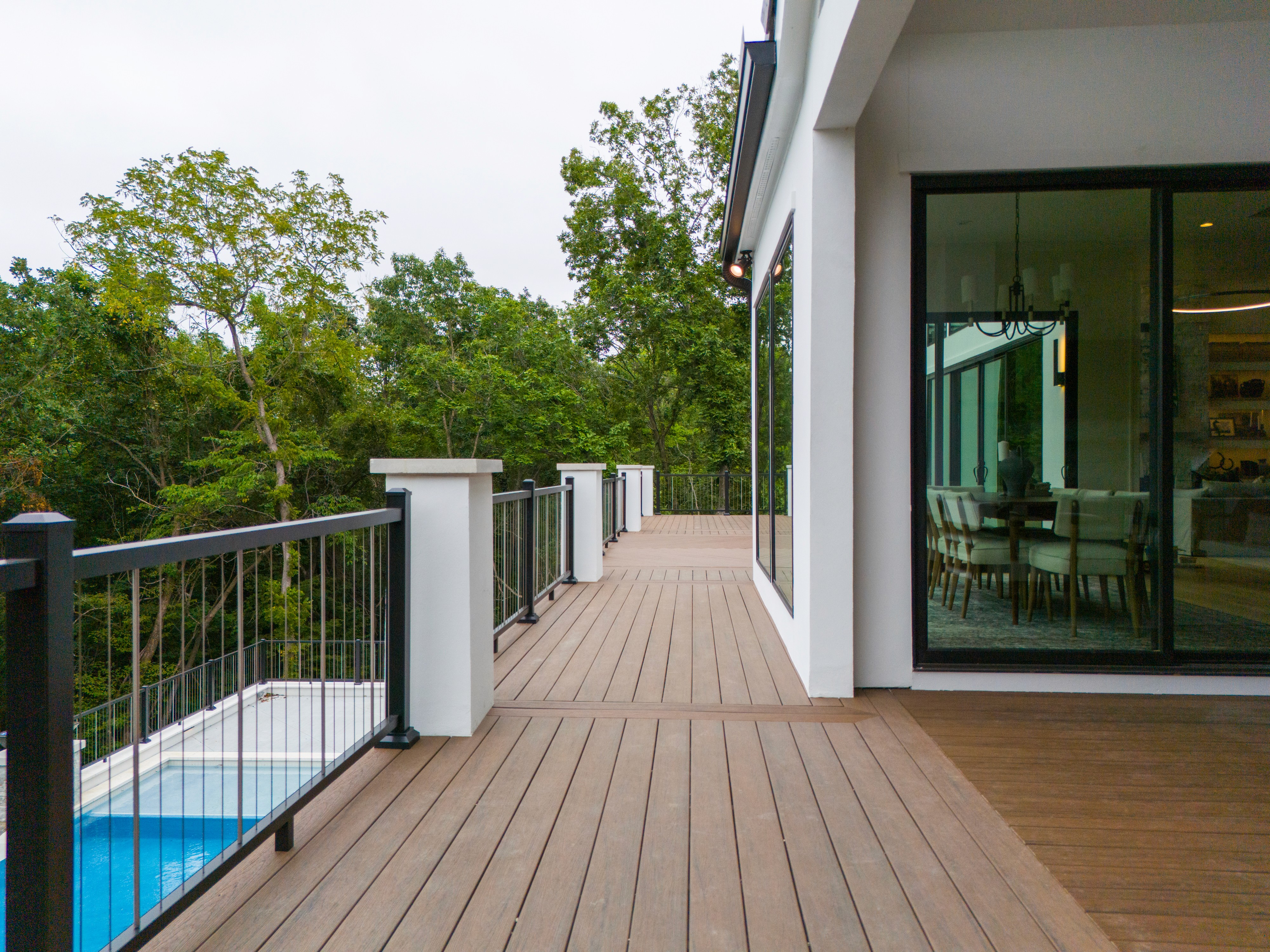 Custom Deck Builder in Jackson County, MO - The Decksperts KC