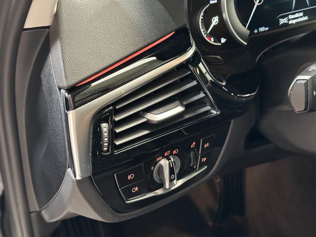 BMW 520 2018 BLACK Gebrauchtwagen - Galeriebild 10