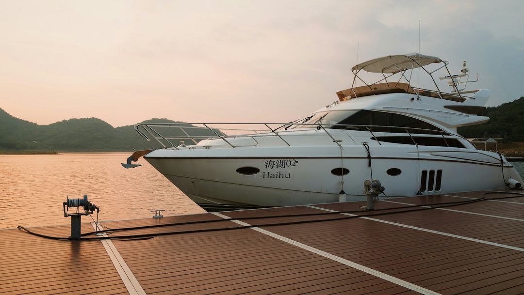 Yacht