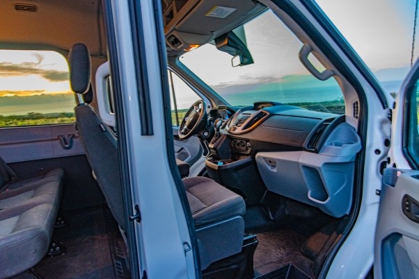 White Ford Transit XLT 15 Passenger Van Hawaii Big Island Sunset For Rent