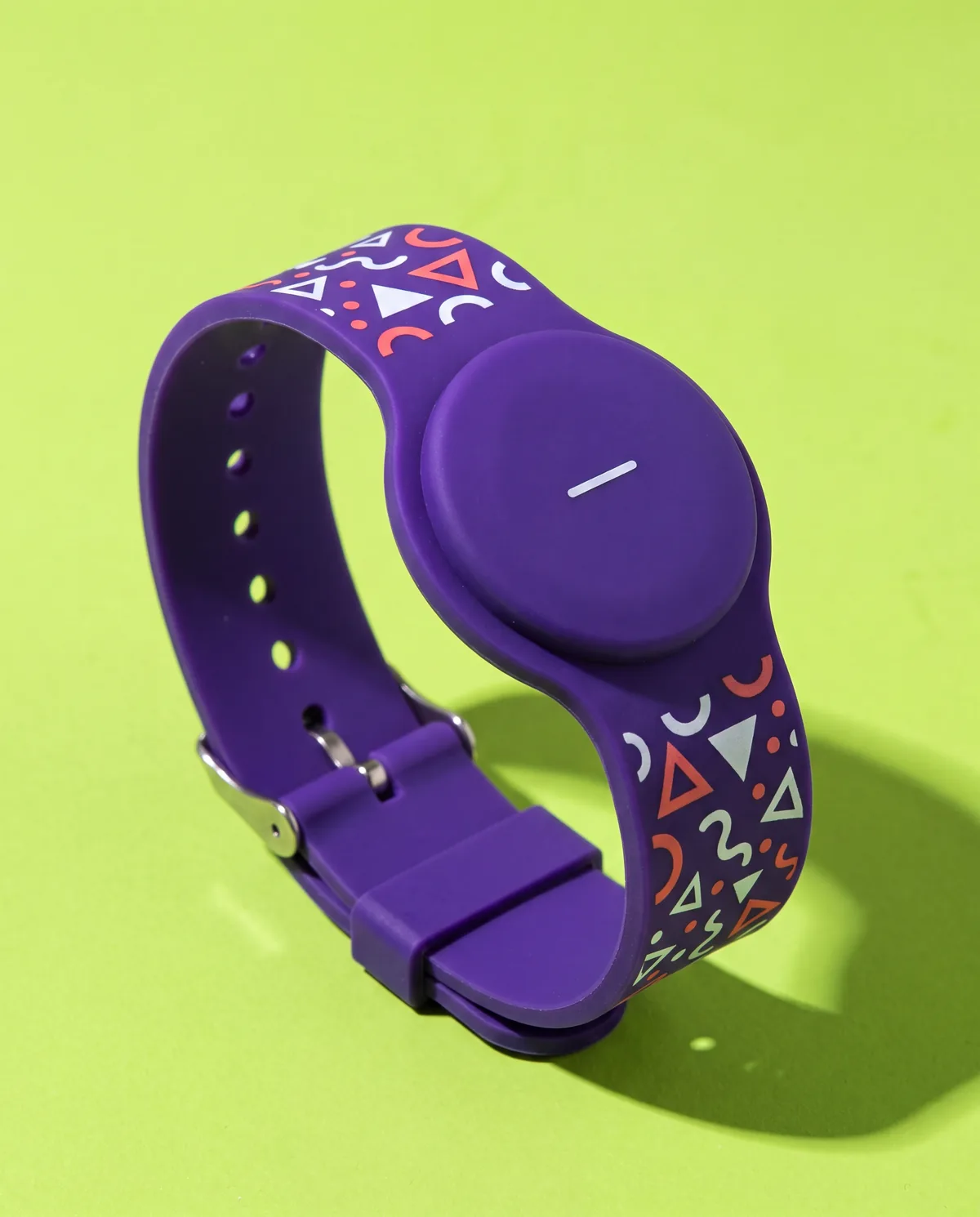 RFID silicone wristband with geometric print and metal buckle