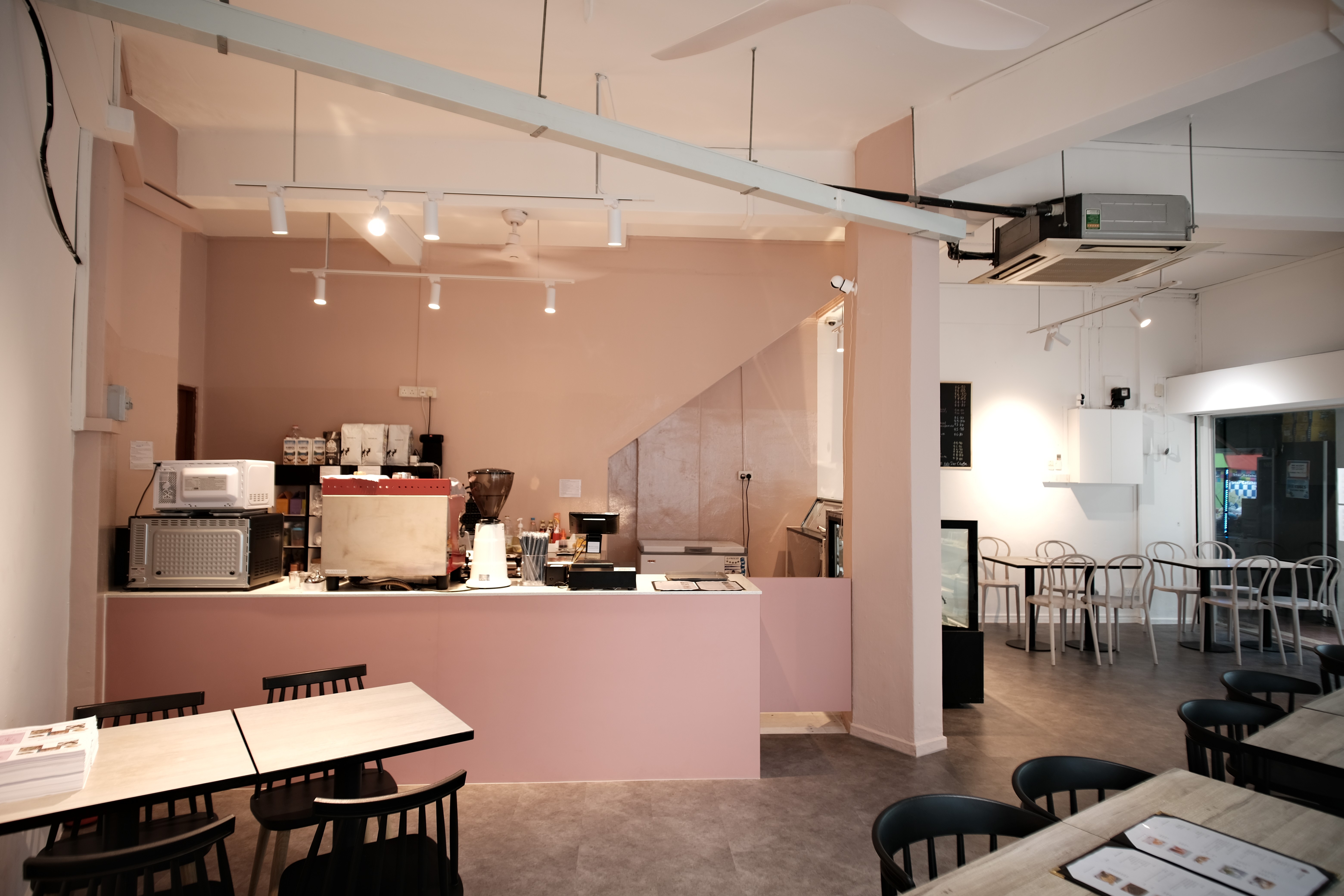 How to Design a Café Layout