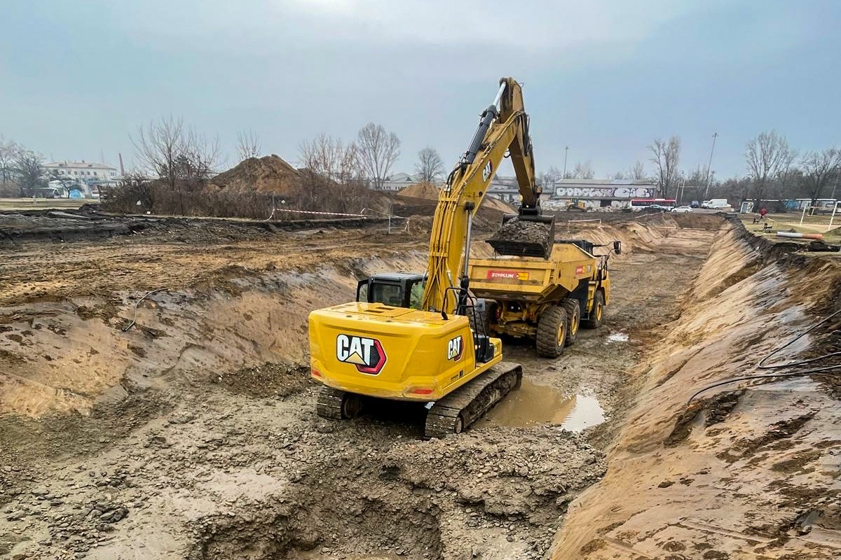 technika pásový bagr