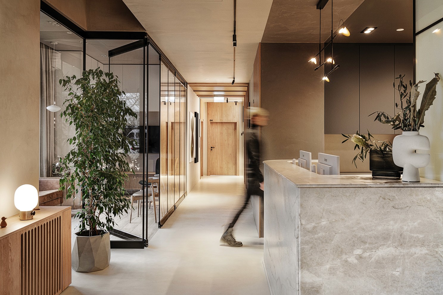 Here comes the alt text