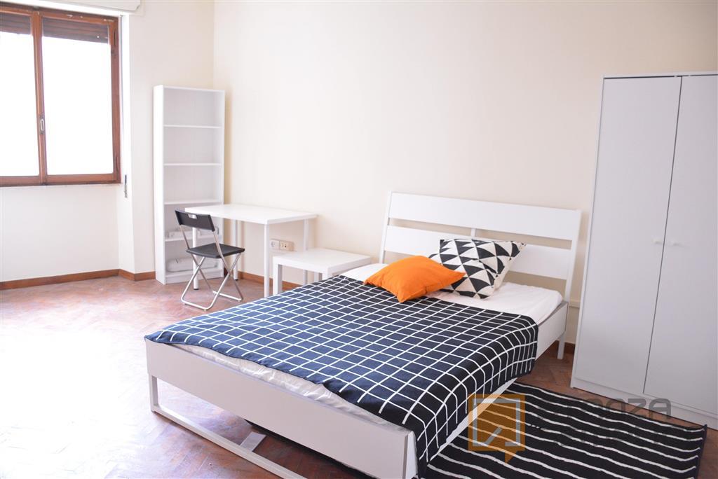 16 sqm room in Via Pola, Cagliari