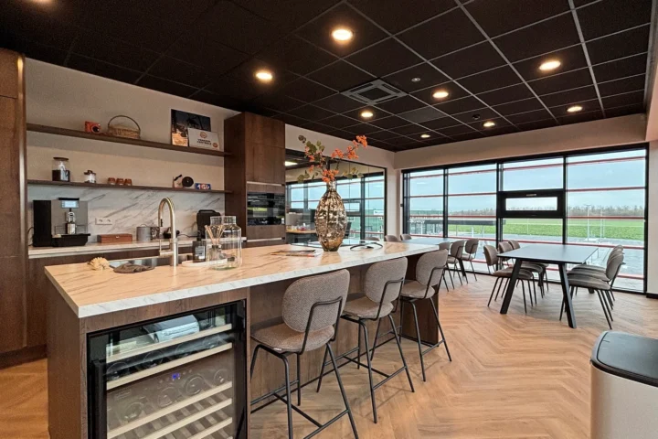 Nieuwe kantoorinrichting Bavinckhouse door Perla