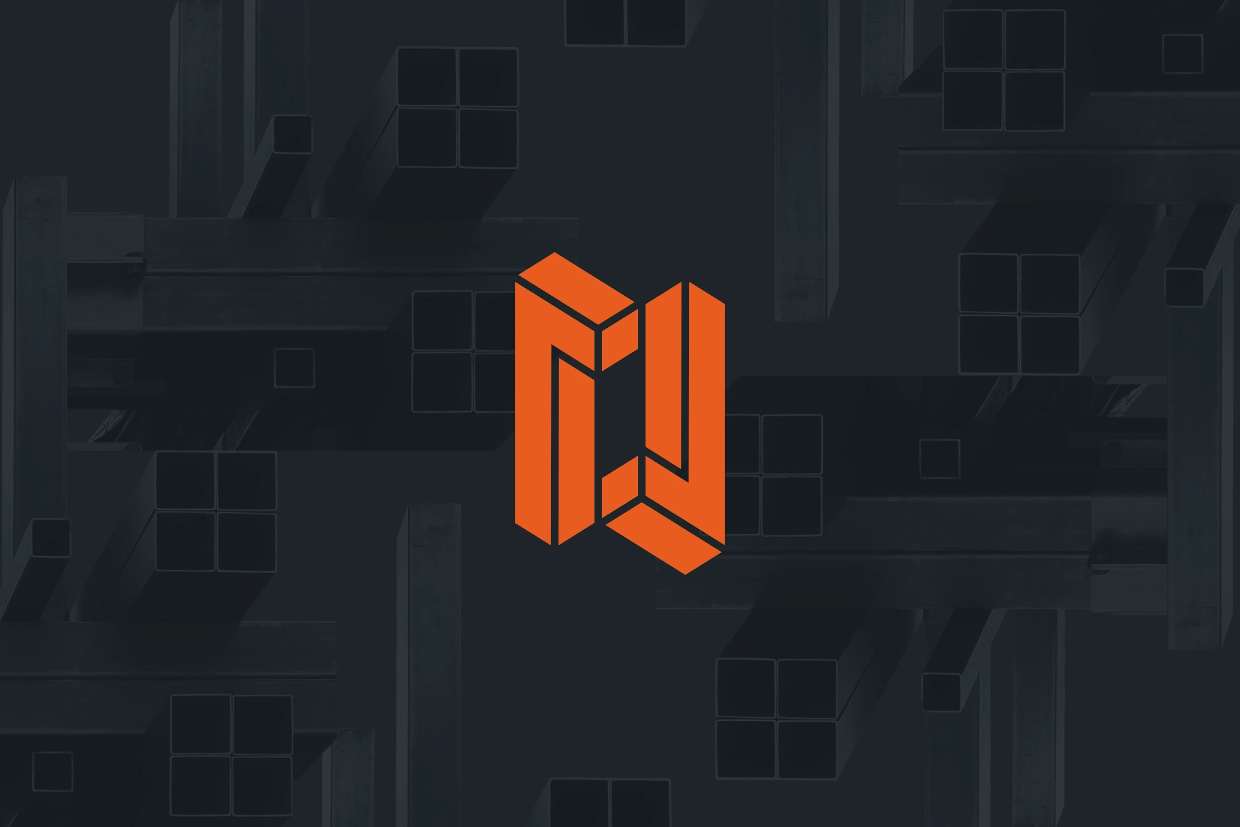 Das knallig orangene und geometrische Logo von Haußmann Montagebau auf einem stählern, blauen Hintergrund.