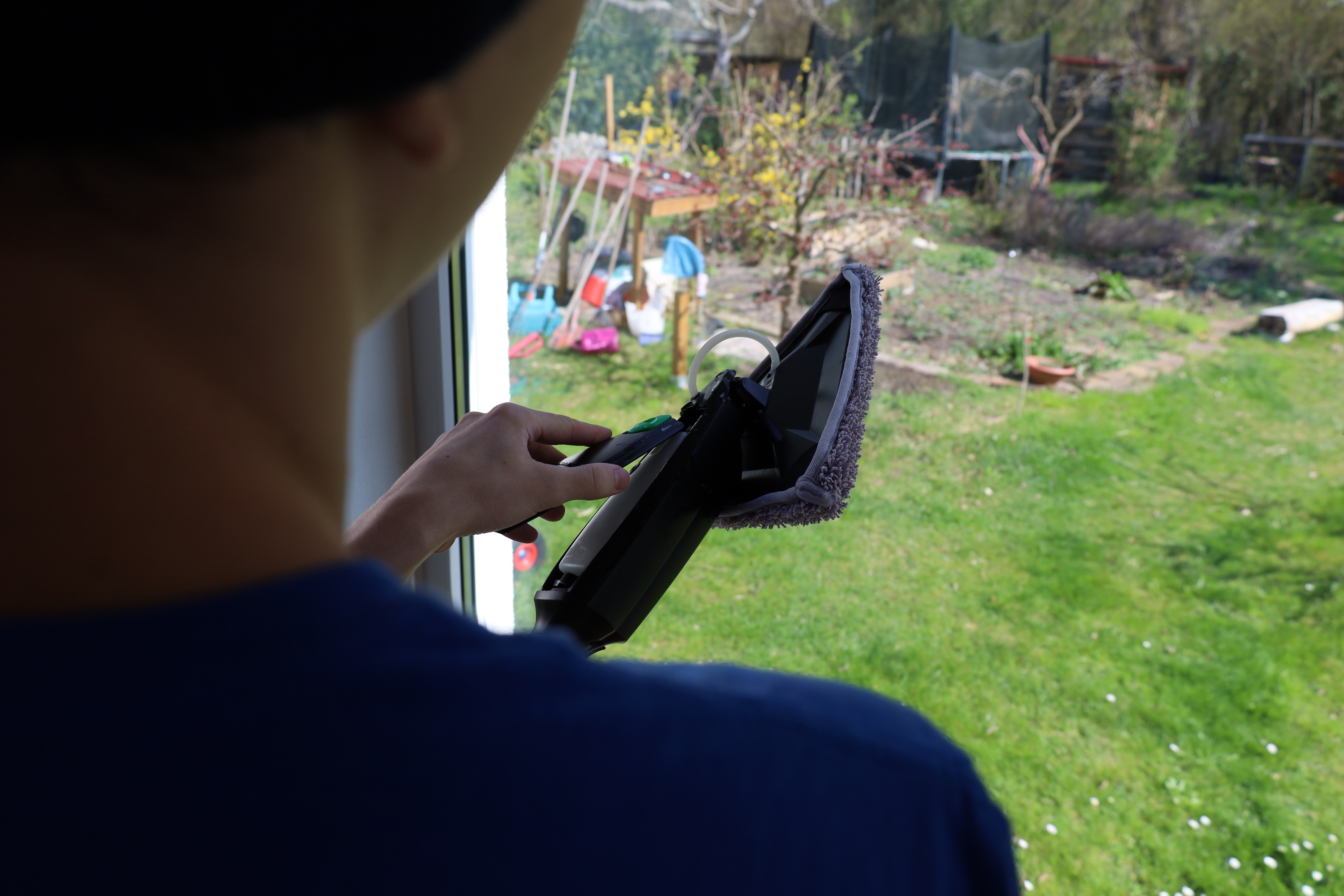 modern open lounge with palm trees outside