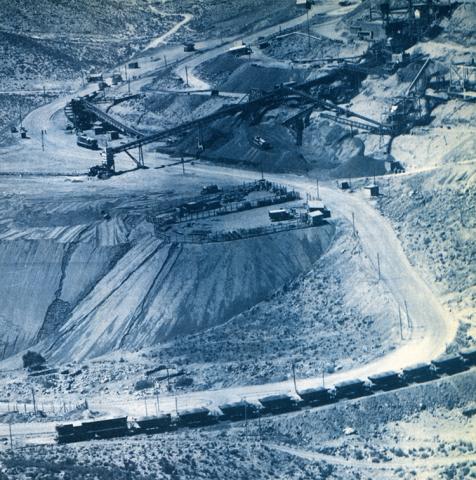 Mineral de Hierro de Algarrobo, de la CAP.