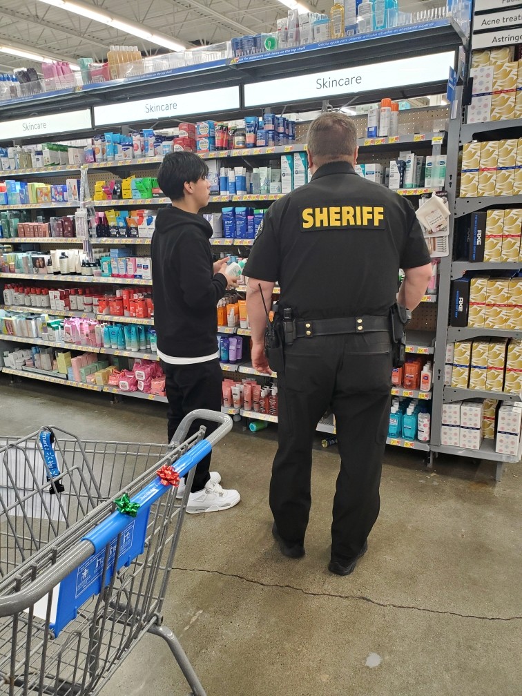 alajawans-bridge-shop-with-a-cop-2025-001
