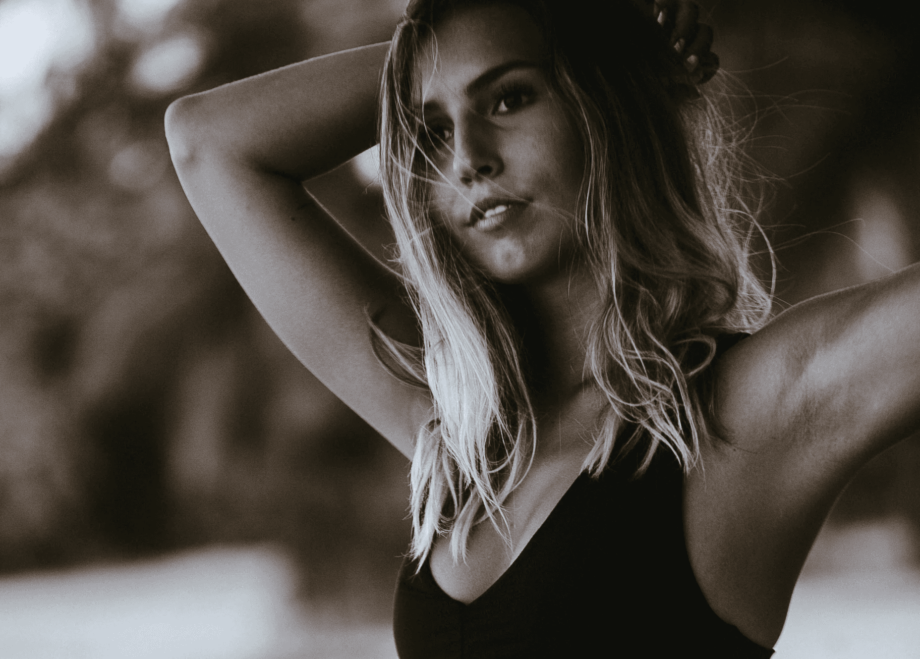 Lea cole playing chess move