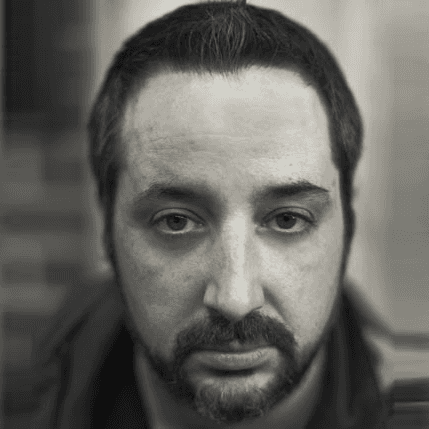 photo portrait of Kevin Brainard