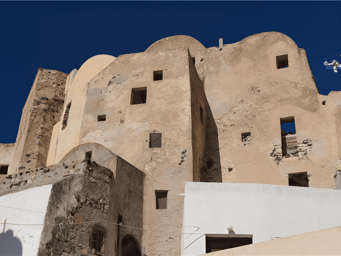 Emporio Village Picture of a building