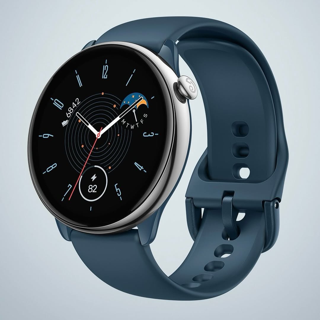 "This 3D watch design features a detailed, realistic model with precision craftsmanship. Ideal for visualization, virtual showcases, or 3D printing, it captures the essence of style and functionality in a modern timepiece.