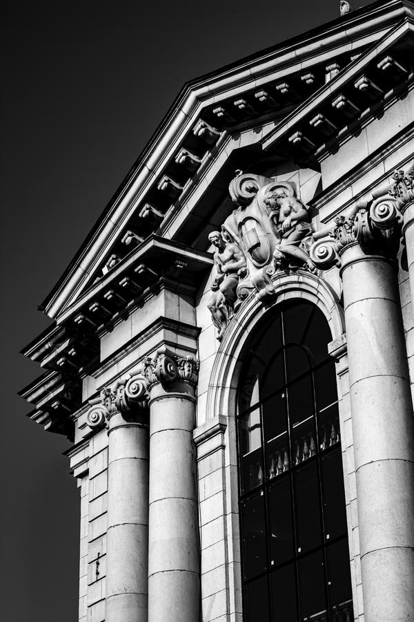 Bespoke aviation Sofia Bulgaria - Yuzhen Park and Balkan culinary scene