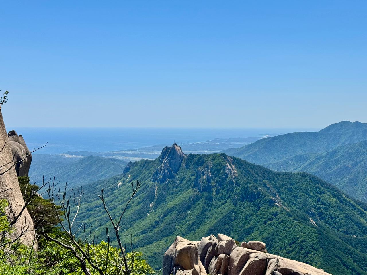 The rewarding vistas of the east sea and Sokcho city from the summit.