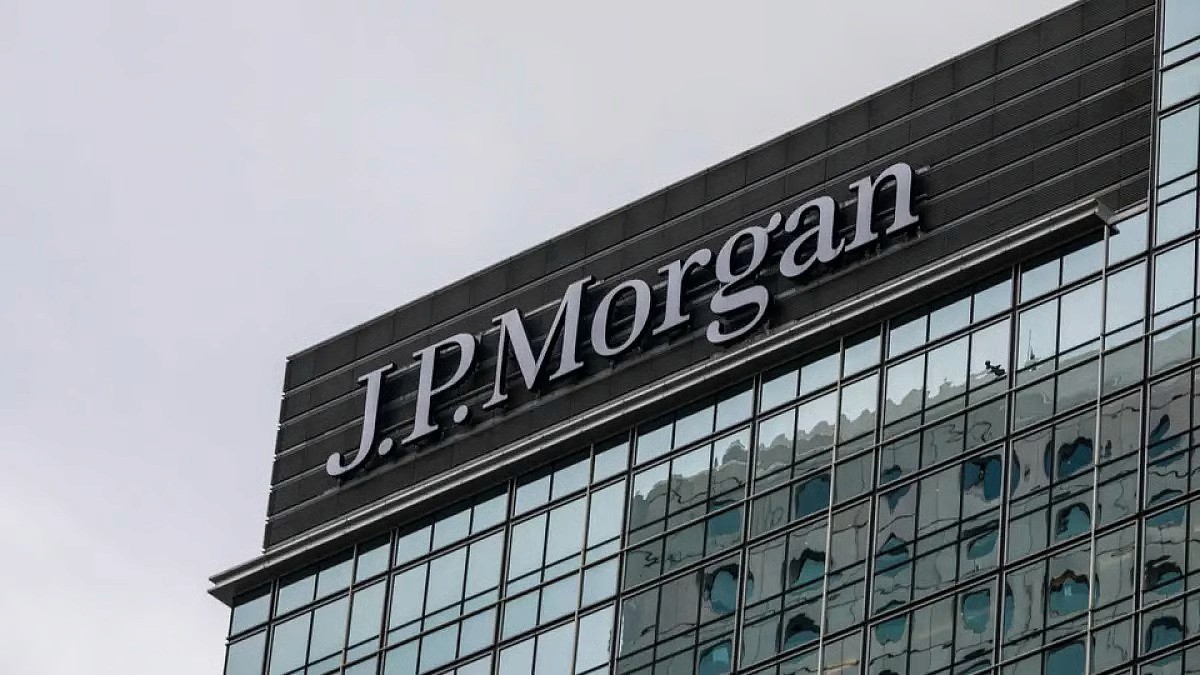 Data Analytics and Reporting Analyst at JPMorgan Chase