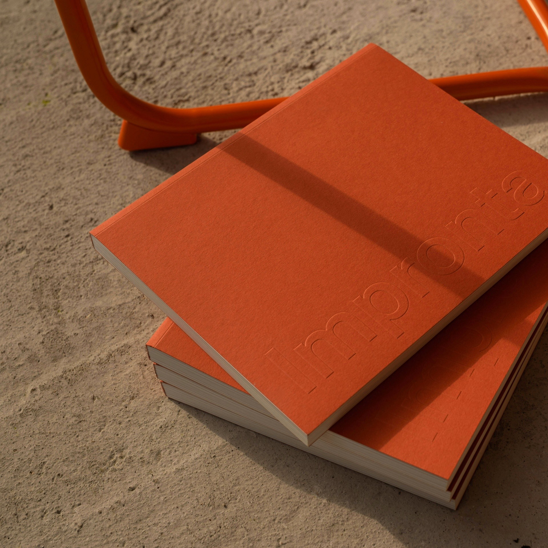 Grafica catalogo Impronta -Ashore Studio agenzia di comunicazione