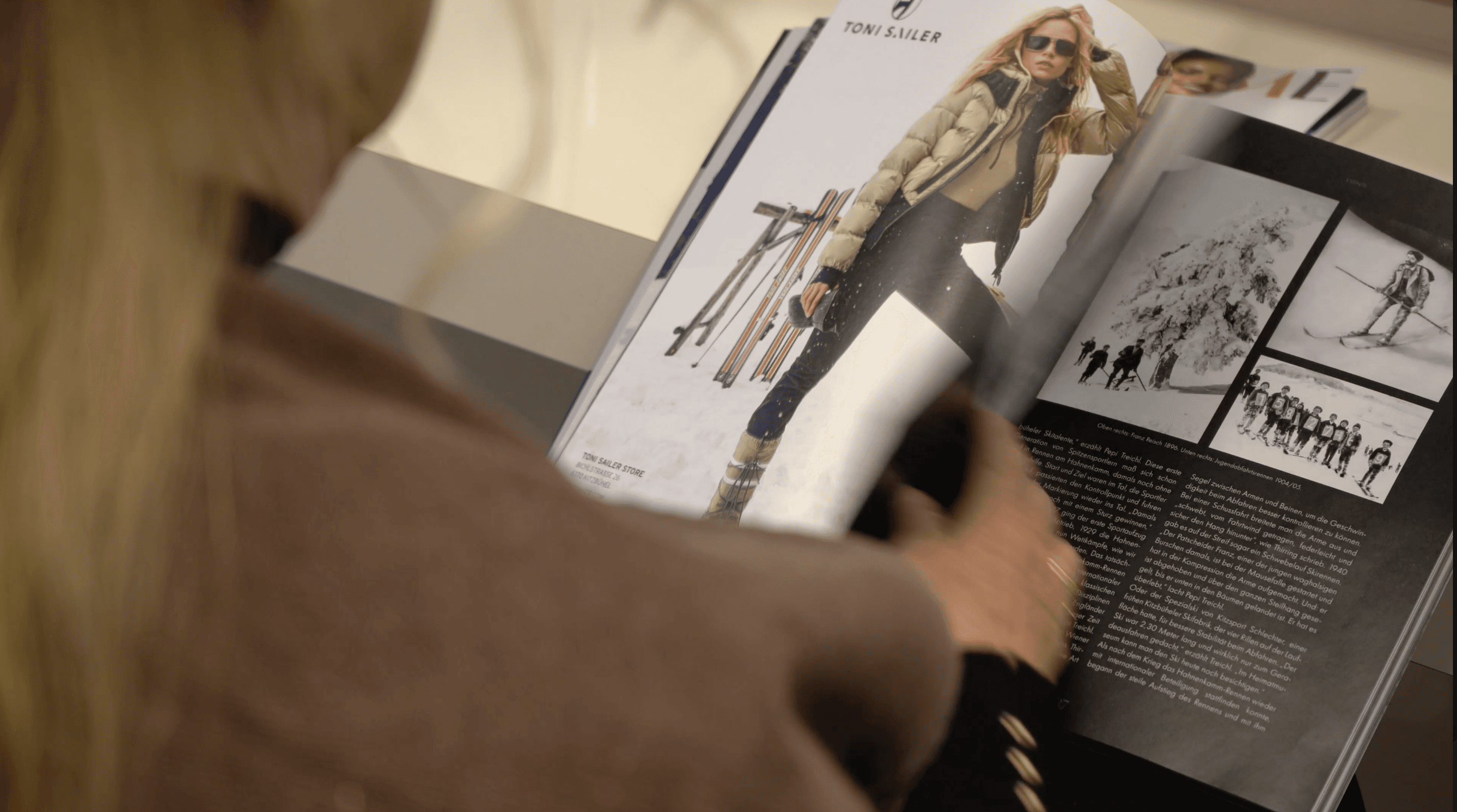 Abstract image of various forms in a orange beigecolor.